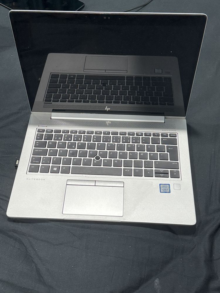 Laptop HP EliteBook 830 G5