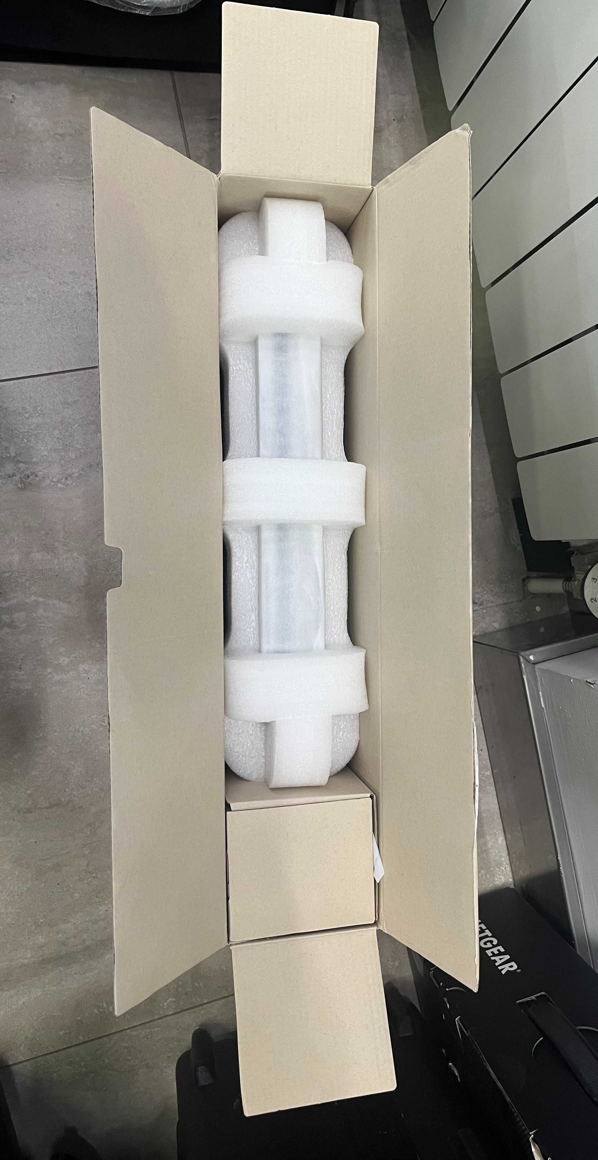Сетевой, управляемый  коммутатор Ubiquiti USW-Pro-Max-16