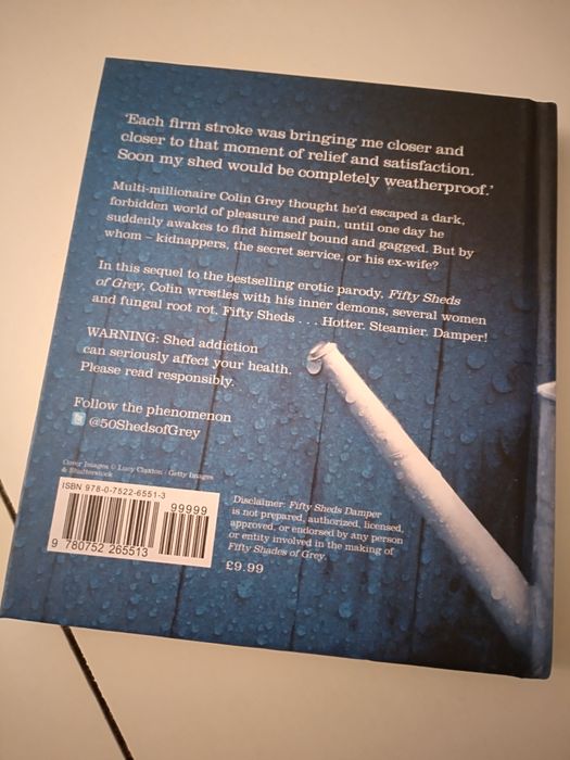 Оригинална английска книга със стотици черно бели снимки и текстове