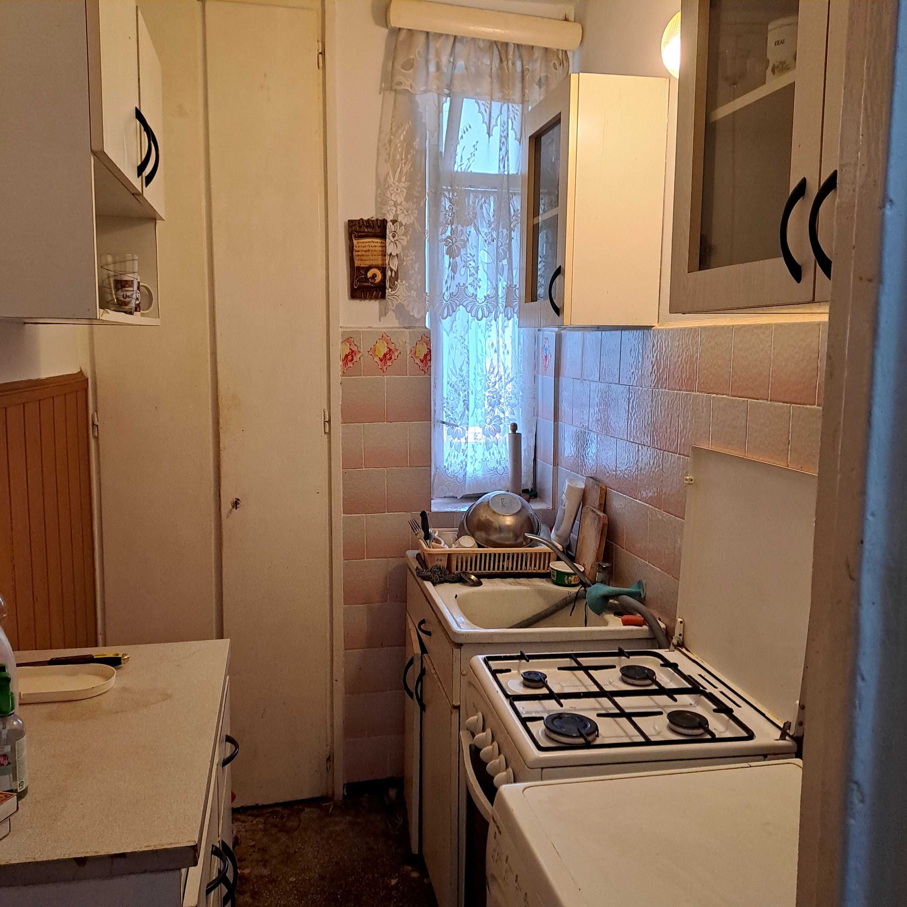 Vand apartament 2 camere
