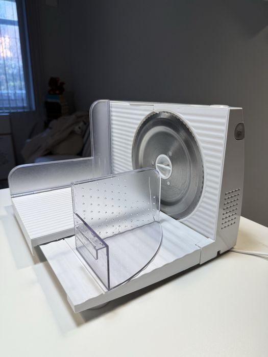 Електрически нож Gorenje R401W , 110 W