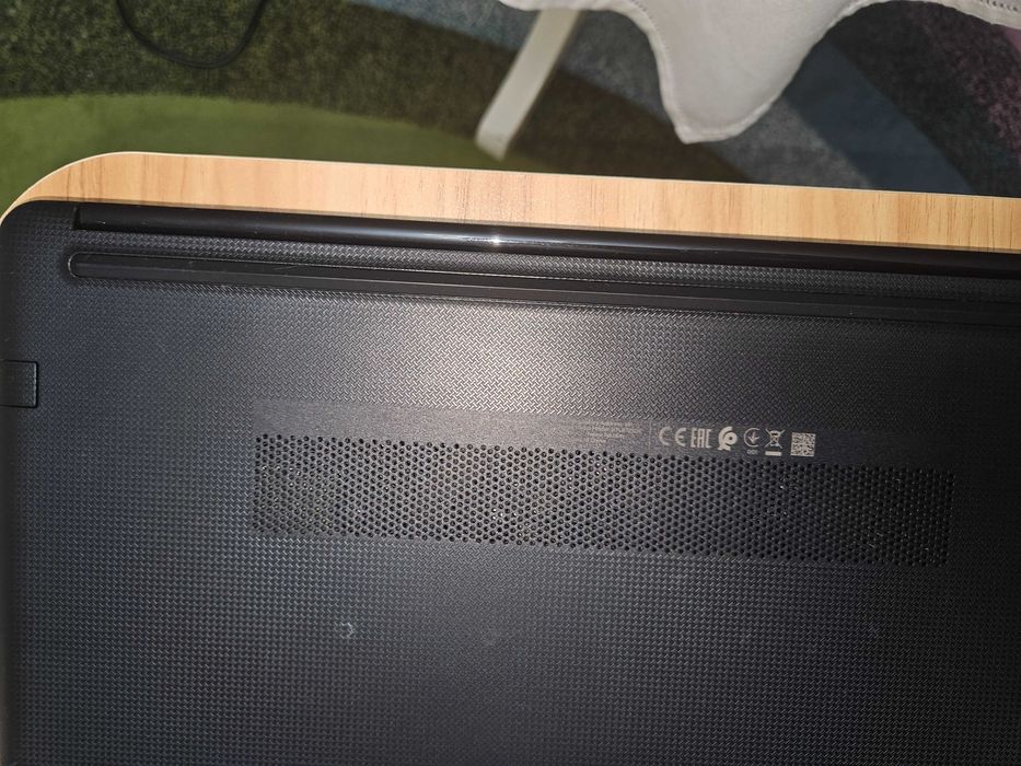 Laptop  HP I7 8360