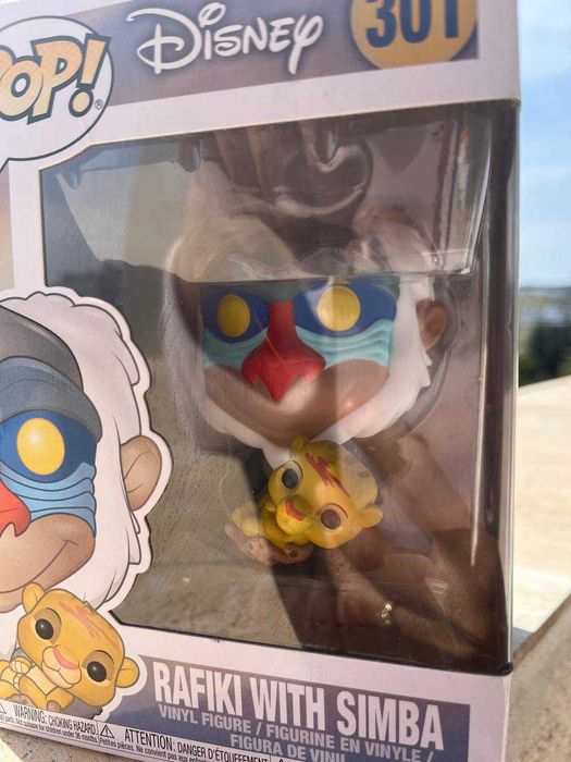 Колекциона играчка Funko Pop Rafiki with Simba