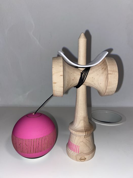 Kendama Sweets Broken Bones