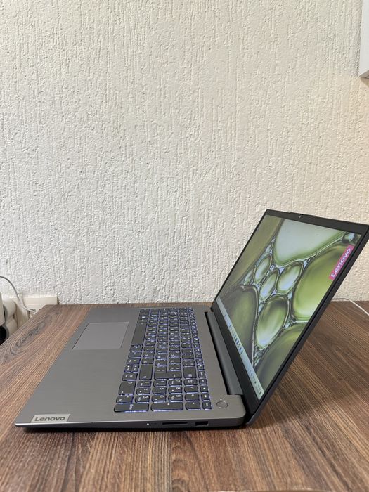 Lenovo idealpad 3 15alc6