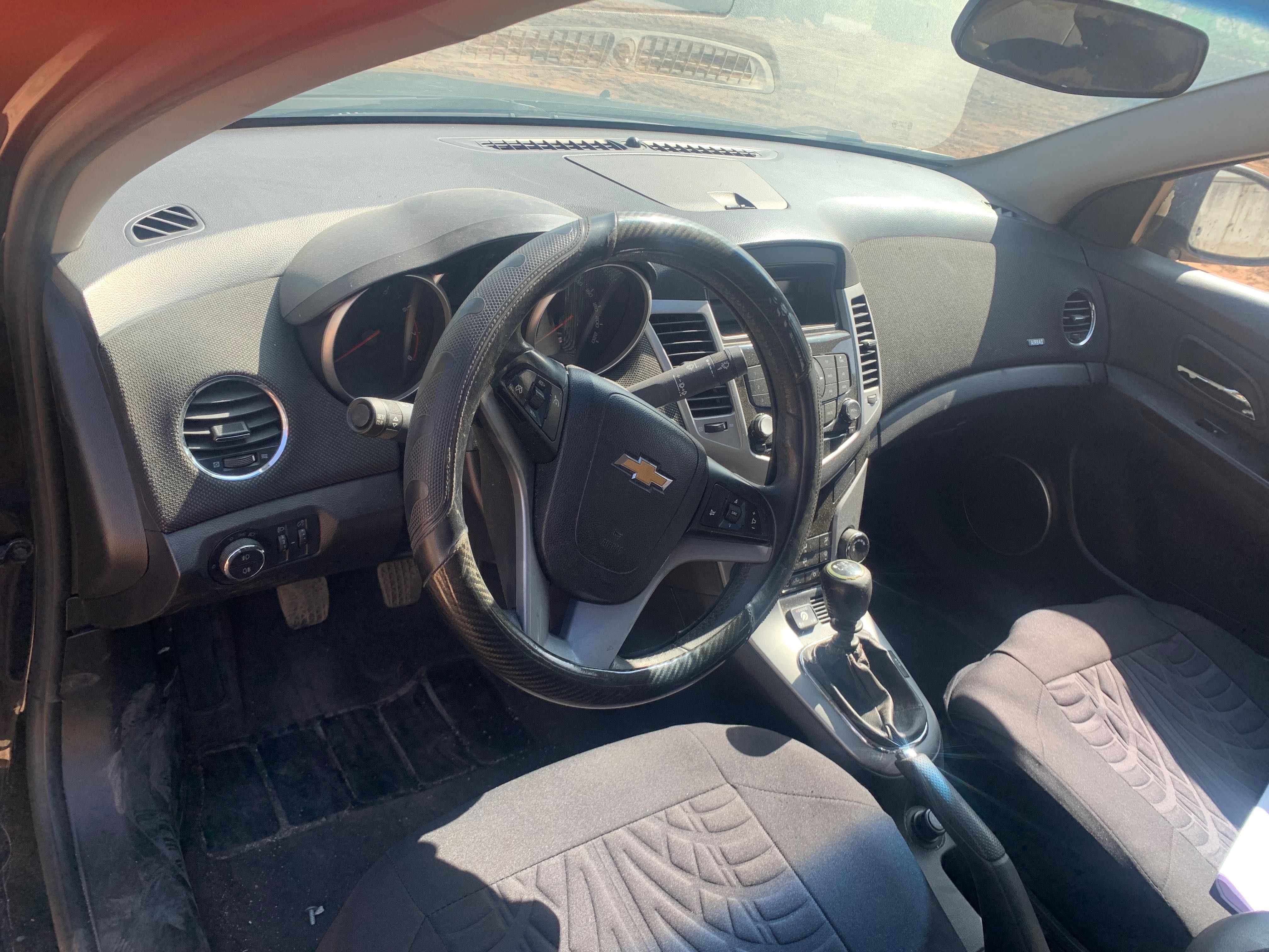 Chevrolet Cruze 1.8 gas 2012г