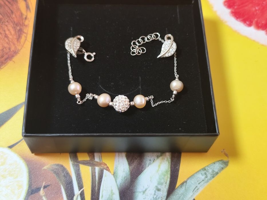 Комплект сребърни бижута с естествени камъни