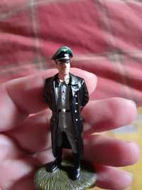 Miniaturi plumb,ofițer german SS/tanc Silka URSS