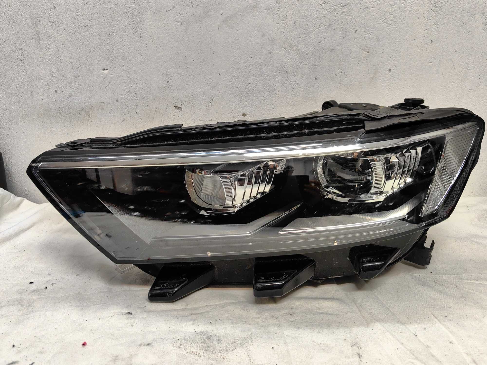 Оригинален фар Vw  T-Roc  Full Led