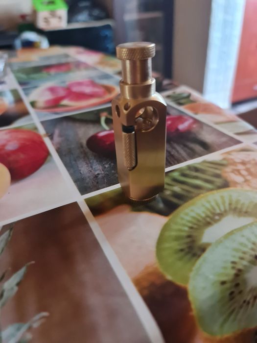 Бензинова запалка