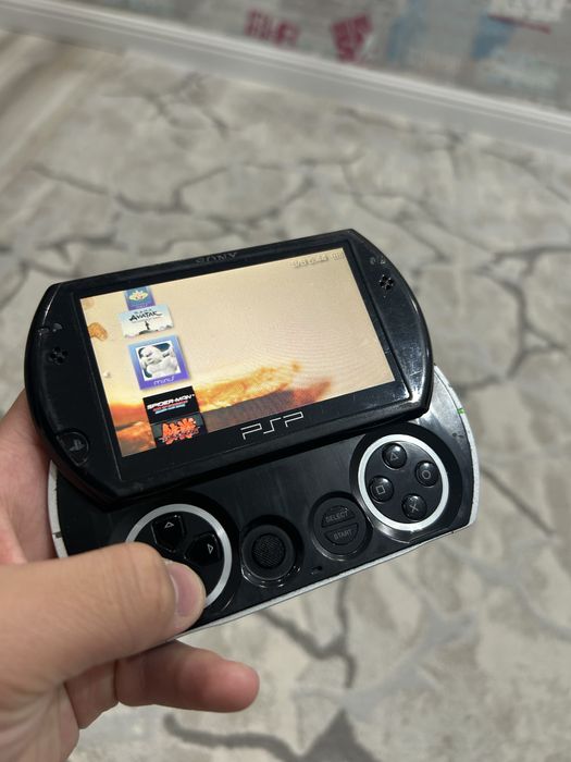 Psp go 16гб 30игр псп го