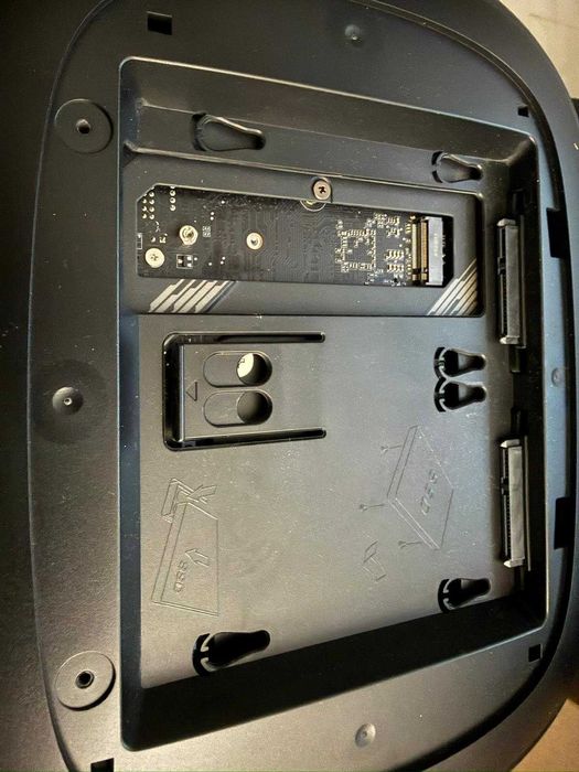 Pc itx Ryzen 5700G, 16 Gb ram 4000mhz cl 17 m2 Samsung 980 pro 250 Gb