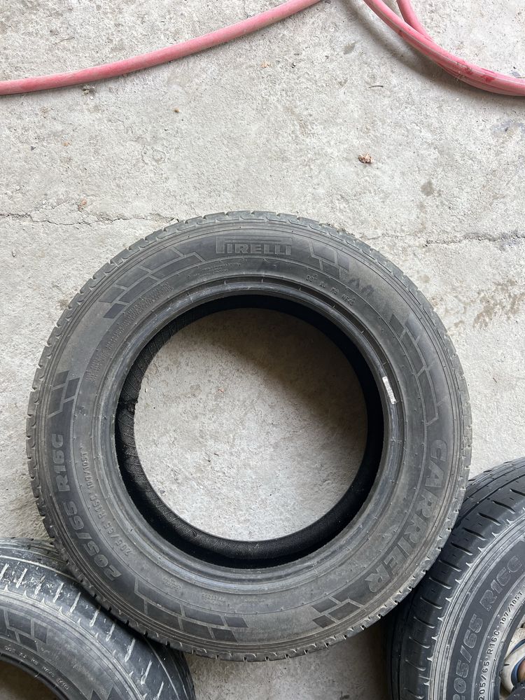 Шины Pirelli 205/65/R16C
