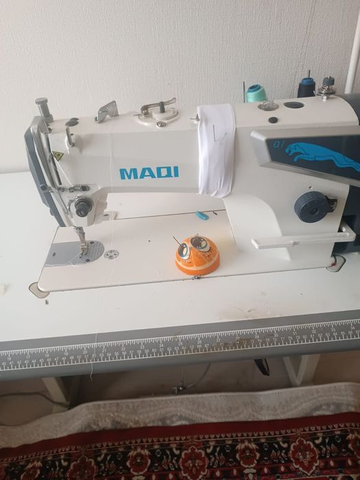 Швейная машина для шитья