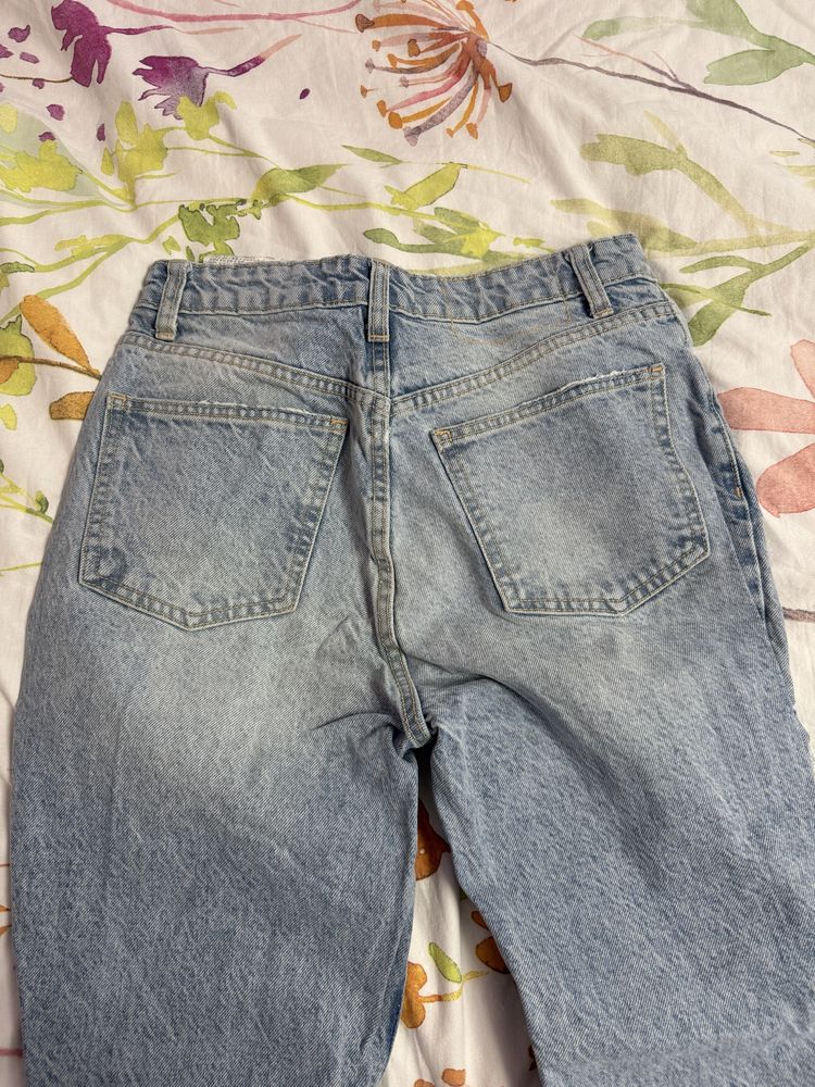 Дамски чисто нови дънки на Зара ZARA