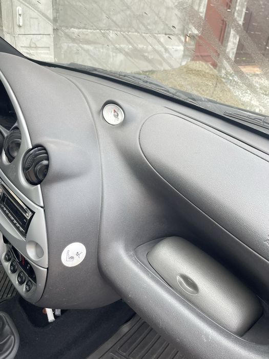 Vand Ford Ka  an 2002