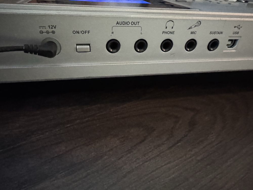 Синтезатор йоника C. Giant LP-6210C
