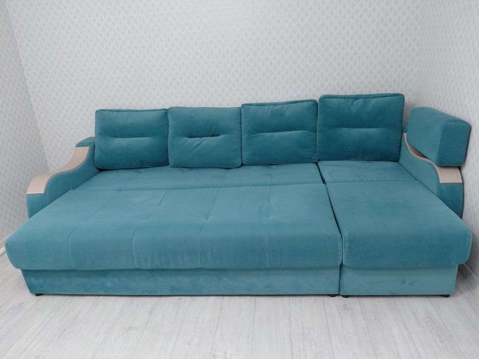 Продам диван в гостинную