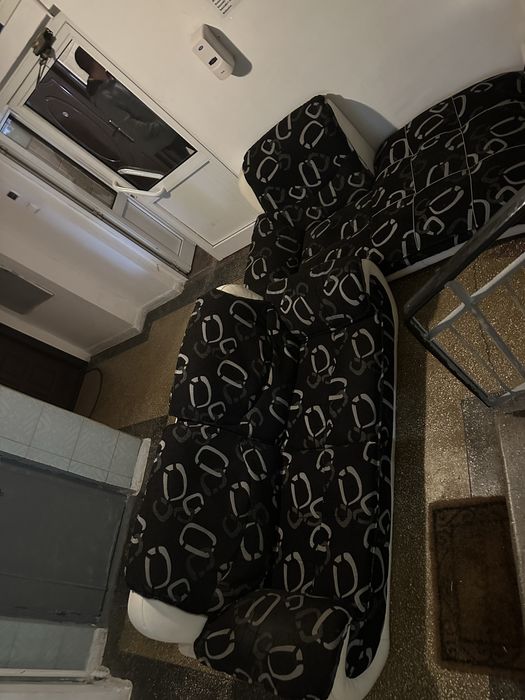 Vand coltar cu fotoliu