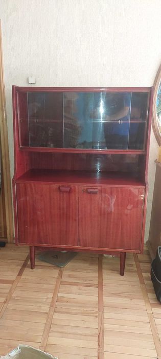 Винтажный, румынский сервант