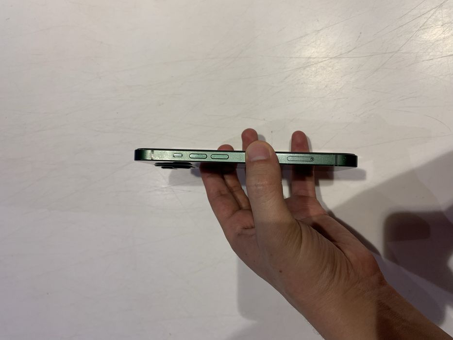 Iphone 13 xotira 128 rangi green 4mln