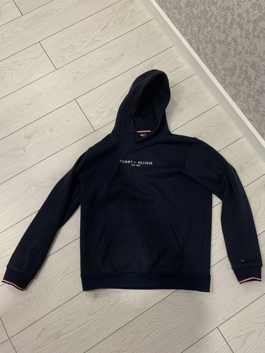Худи Tommy Hilfiger