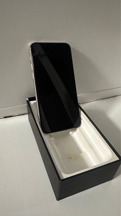 Продам iPhone 11pro