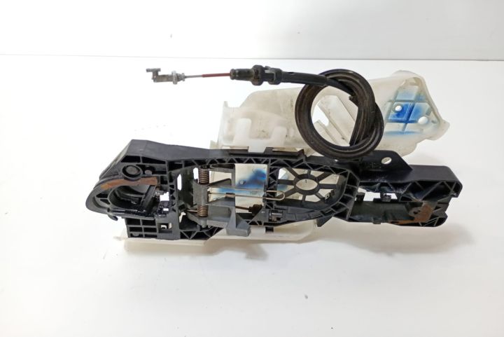 Suport Maner Usa Stanga cu cablu 3C0837885G Volkswagen VW Passat B6