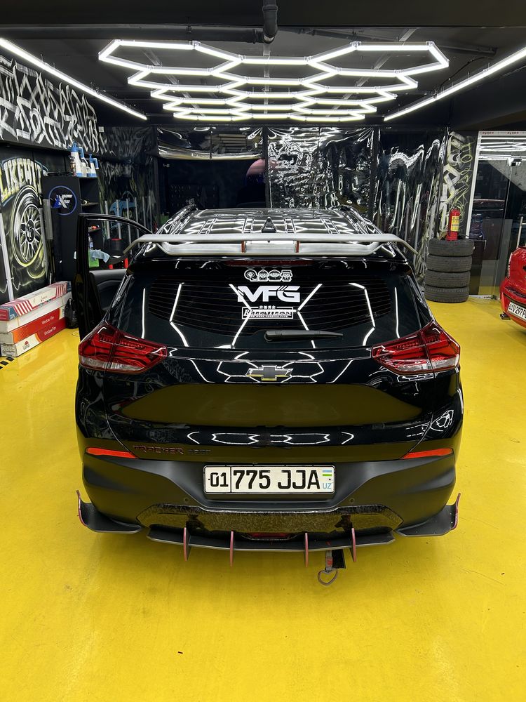 Tracker Spoiler Tuning. Верхний Спойлер людля Tracker