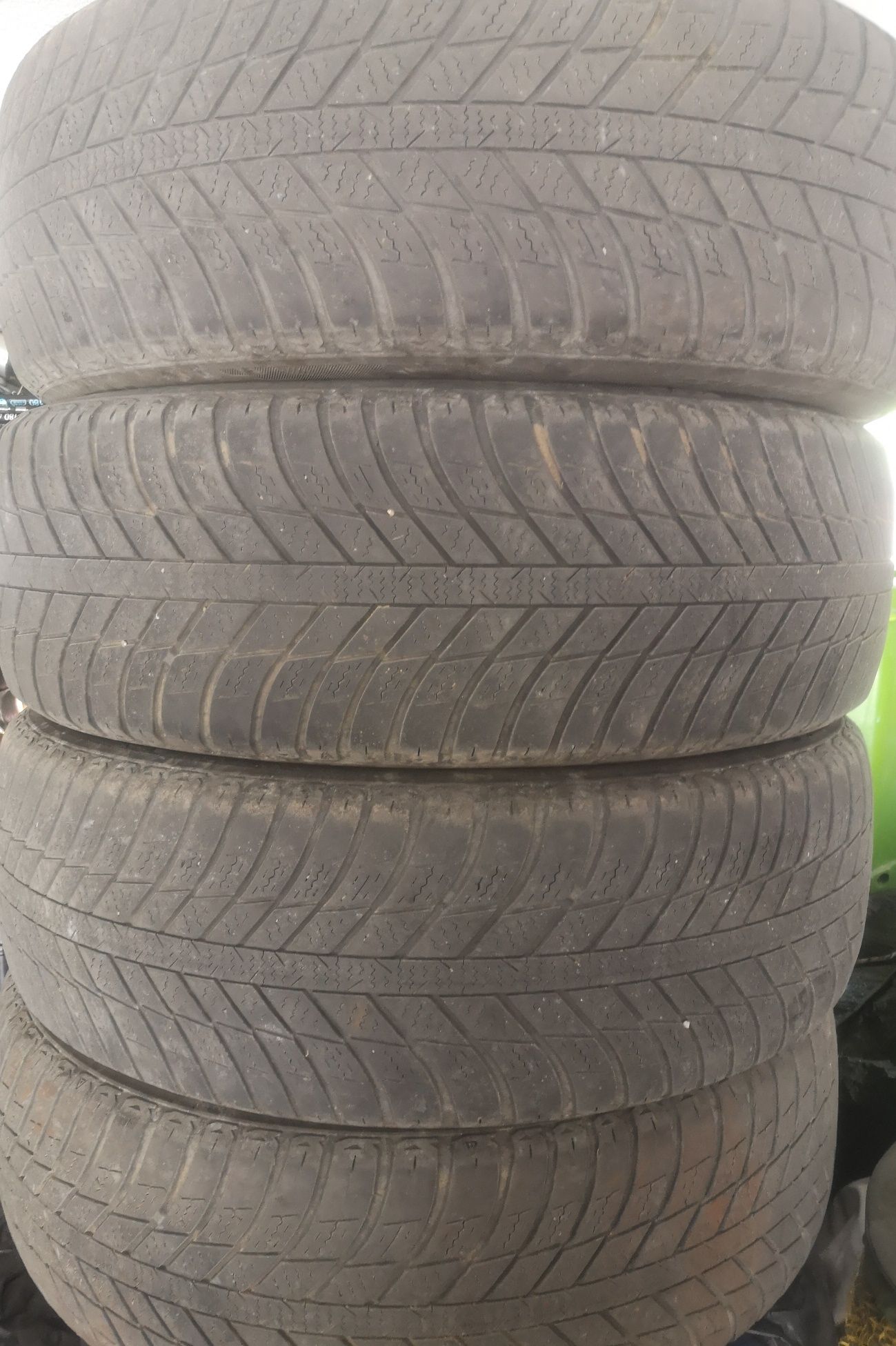Всесезонни гуми NEXEN 225/60/18
