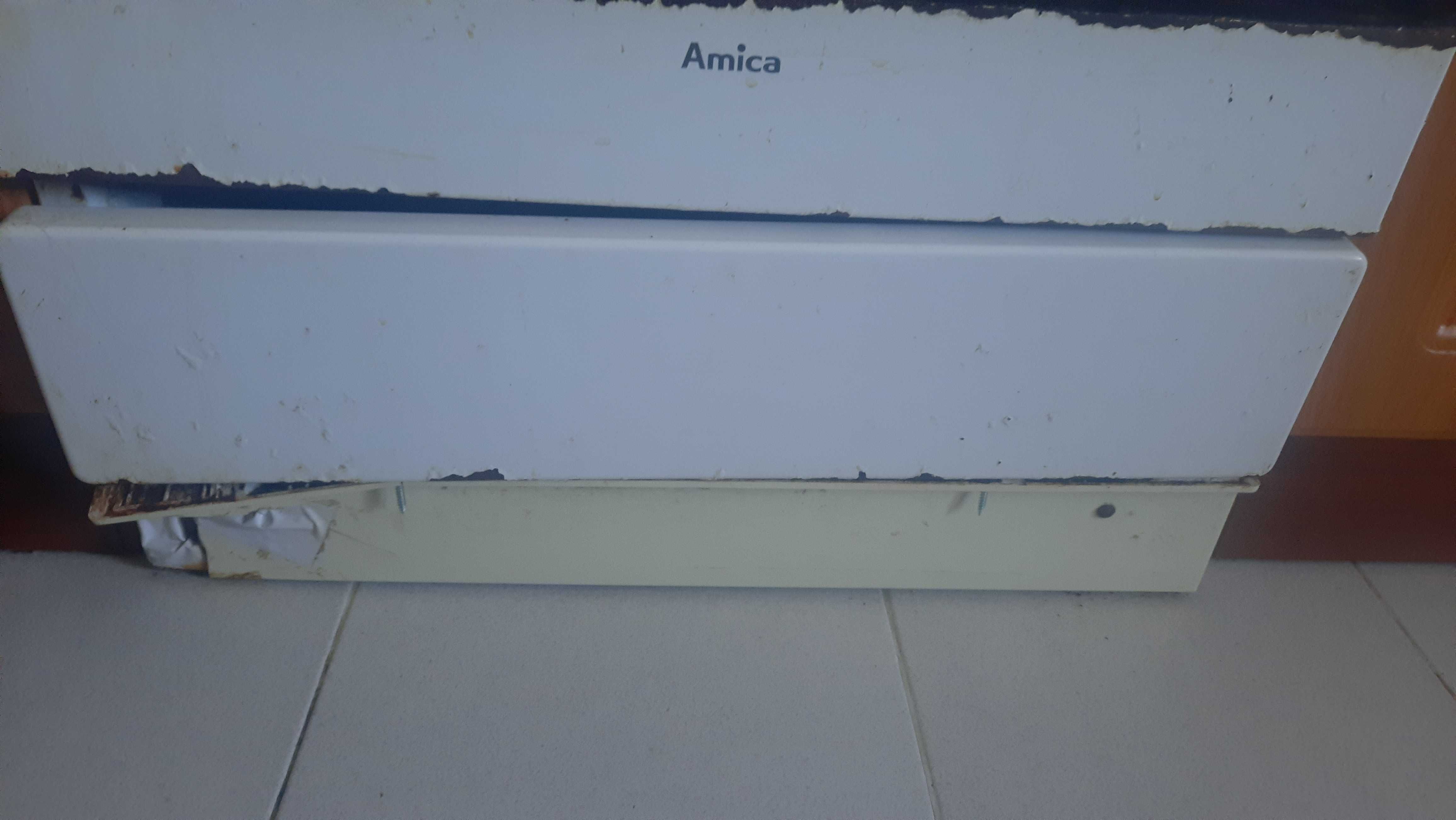 Печка с фурна и котлони Amica