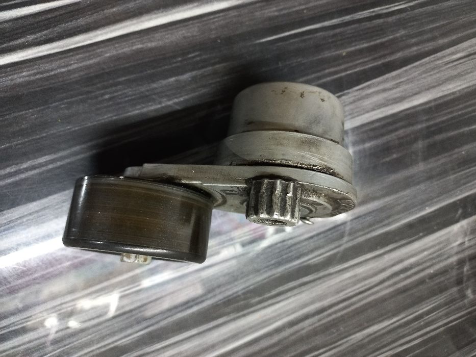 Продаю полики грм от орландо