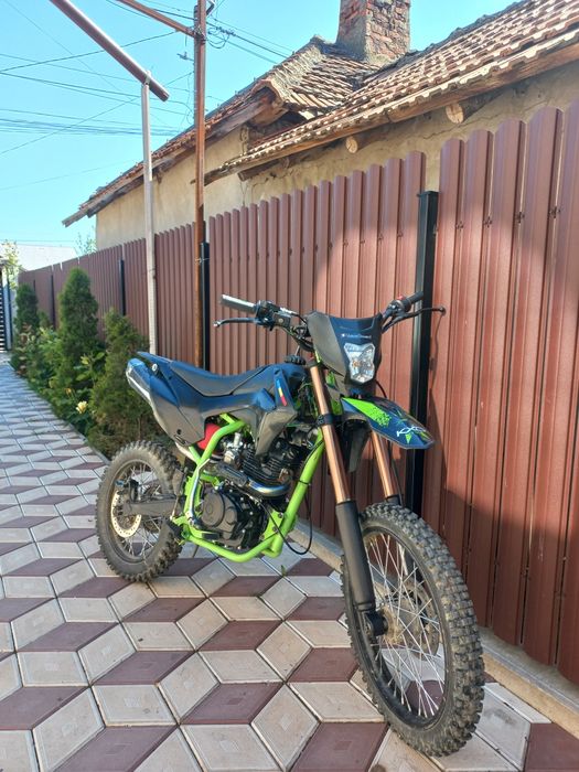 Vând kxd 150cc Falcon