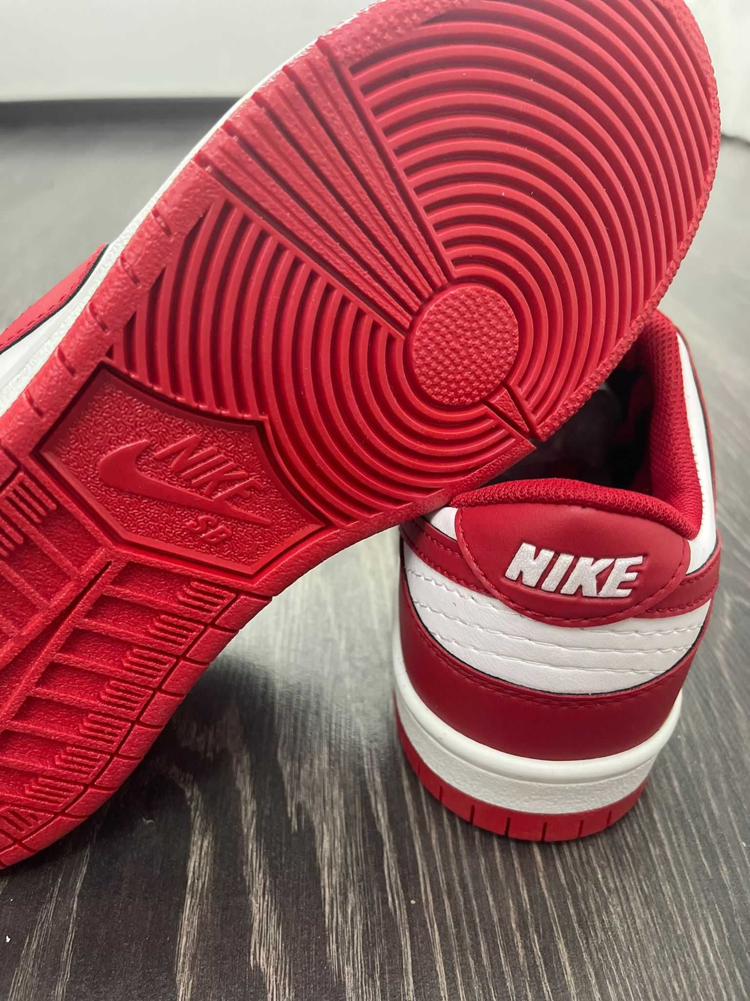 Adidasi Nike Dunk unisex University Red | Noi cu cutie