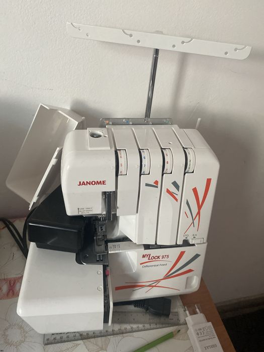 Janome Оверлок 12 мес с гарантией