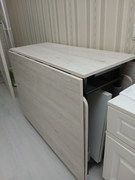 Продам стол складной
