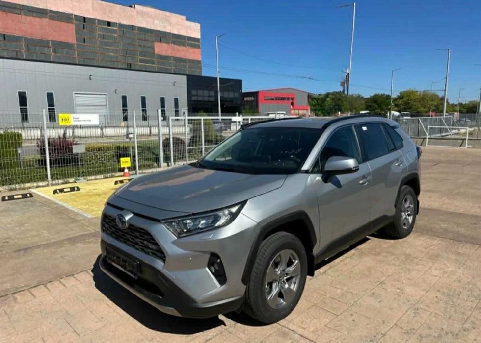 Тойота рав 4 хибрид на части