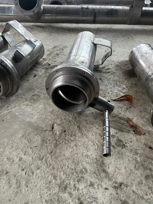 Robinetii cu calpete  inox 4 Toli