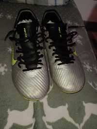 Ghete fotbal Nike Air zoom