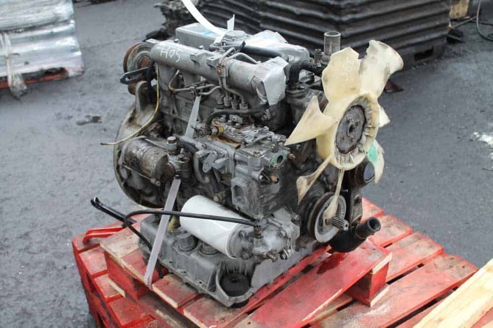 motor kubota v2203 di eu2 miniexcavator bobcat ult-024169