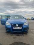 Vând sau schimb golf 5 gti