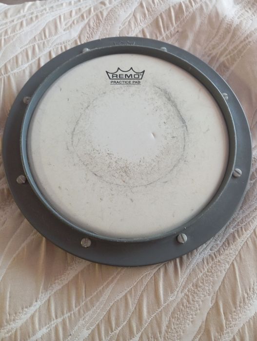Remo practice pad