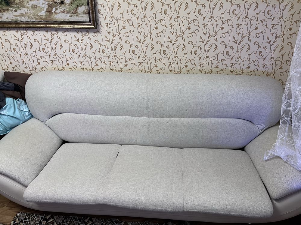 Продам комплект мяхкой мебели, диваны и кресло