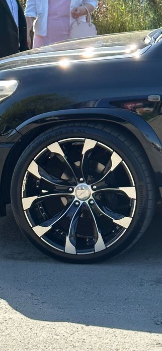 Джанти WALD Jarret J11C Black Polish 24” + гуми и т.н.