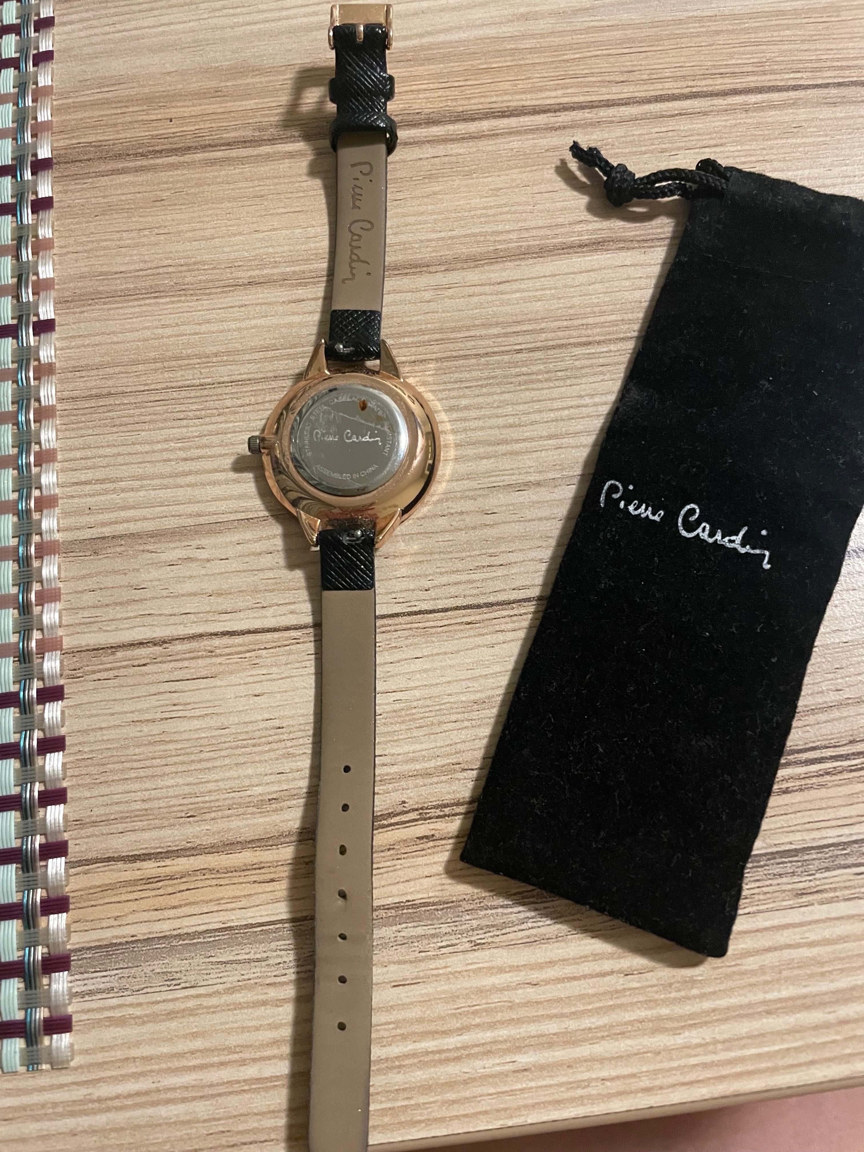 Часовник Pierre Cardin