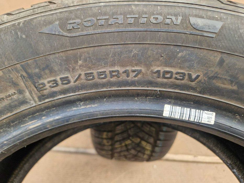 2 Fulda R17 235/55
Зимни гуми 
DOT2721
