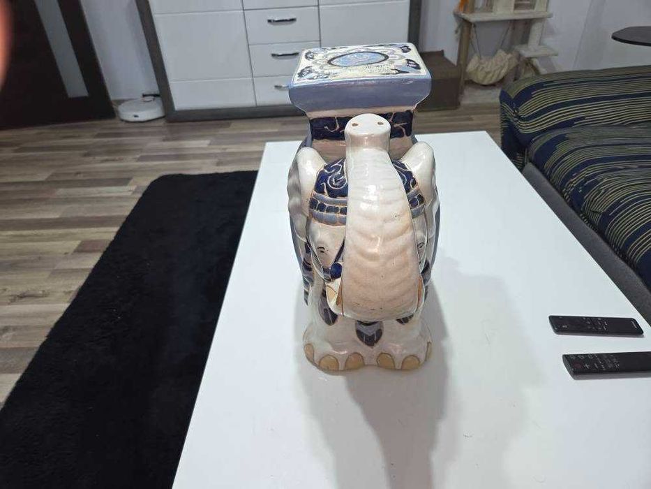 Elefant vintage mare din ceramica