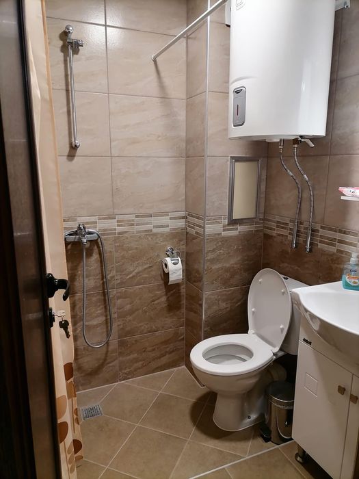 Дава се под наем Двустаен апартамент в Варна, Аспарухово - 42 кв.м за 425 € - Снимка #4