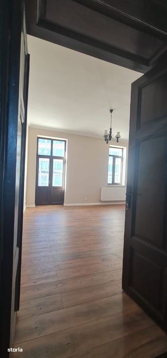 Casă P+1 pretabil spațiu ( prestări servicii)