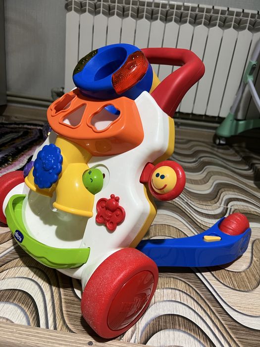 Chicco детские ходунки (талакар) в идеальном сгстрянии.